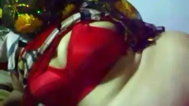 Mature arab bhabhi in lingerie