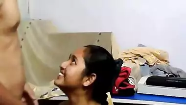 Desi woman practices oral XXX sex with Bengali boy in homemade porn