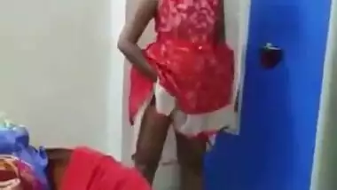 Swathi Naidu Bathing and wearing cloths Record by Lover (new Clip)