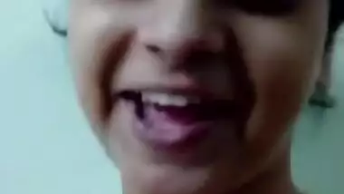 Sexy girl with clear hindi audio