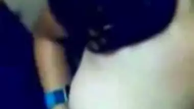 19yo Indian teen nude blowjob while boob press
