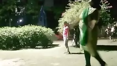 Dost ki maa ke bade gaand