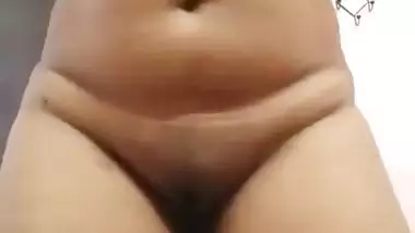 DESI AUNTY TAKING NUDE SELFIE FOR BF