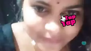 Bigo desi indian sexy cleavage