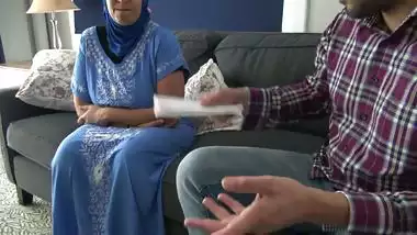 Muslim woman gives rim job during job interview