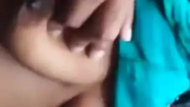 Mature Desi XXX aunty showing her big boobs to shopkeeper