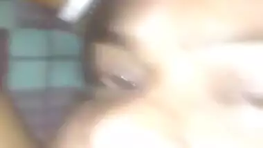Unsatisfied village aunty sex with neighbor viral MMS