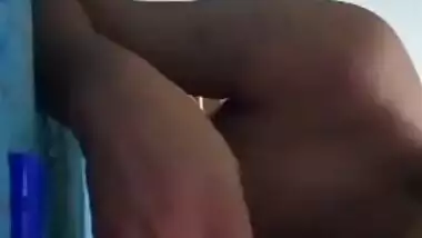 Wild Indian girl nude sex act on cam