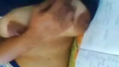 Beautiful Assame Gf Showing On Video Call