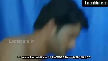 Dhudh Wala Banke Bhabhi Ke Dhudh Dabaye