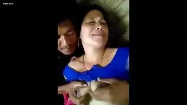 Sucking Next Door Bhabhi Tits
