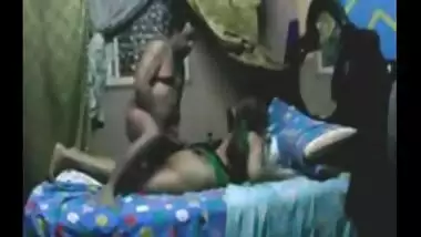 Bengali mature bhabhi anal sex with hubby’s friend for sex pleasure