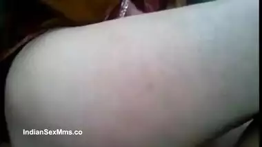Mature bhabhi’s hardcore car sex with her driver