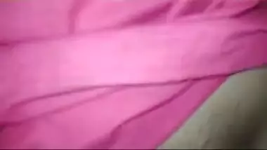 Hindi guy captures on cam how he fucks XXX pussy of Desi Bhabhi