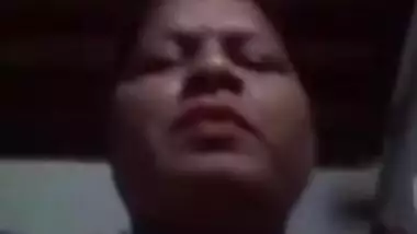 Punjabi Bhabi Showing One More Clip