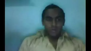 Paki cam guy with her lover MMS