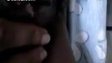 Paki Girl Showing And fingering Her Hairy Pussy