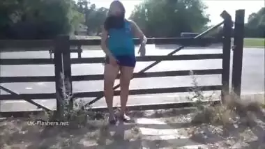 Mature Indian Wife Exposing in Naked