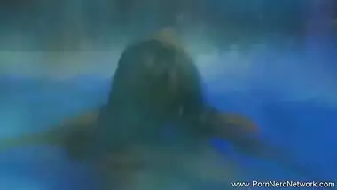 Cute Indian Babe Takes A Bath And Shows Off Body