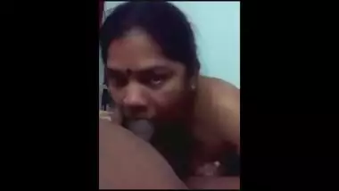 Horny and matured maid blowjob to her boss