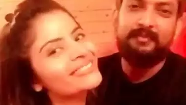 Desi gehana vashisth smooching BF