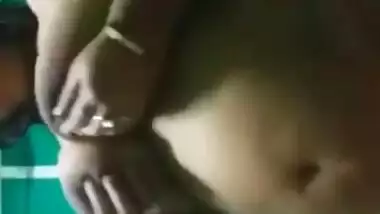 Bengali BBW Bhabhi Fingering and Bathing 2 Clips Part 1