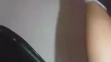 Desi slim girl removing her saree showing her sexy body