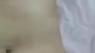 Penis Penetration of Shy Girl in Oyo – “Are Abhi gaya hi ni hai”