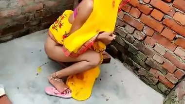 Babita-x-singh Ghar Ke Bahar Outdoor Sex In Saree Indian Sex
