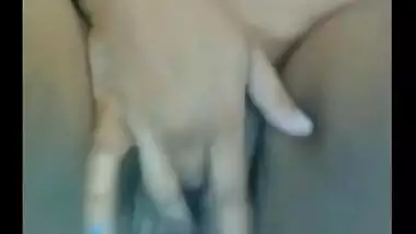 Mature bhabhi with big boobs satisfies her viewers on live show