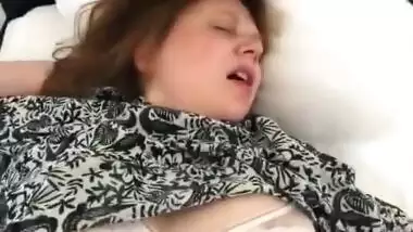 Pretty Paki woman doesn't mind if sex partner fucks her on camera