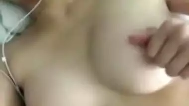 Skype call beautiful girl masturbating with audio